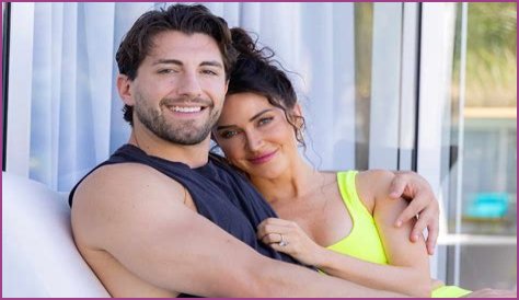 Jason Tartick- Wiki, Age, Height, Net Worth, Girlfriend, Ethnicity